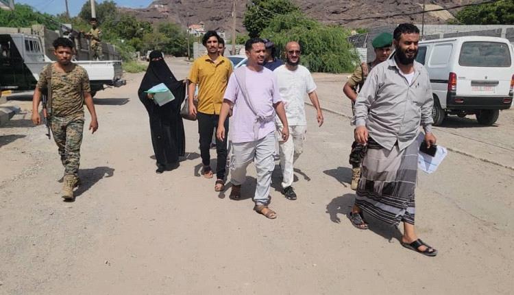 سلطة البريقة تنفذ حملة إغلاق المنشآت التجارية المخالفة وتؤكد على تنمية الموارد المحلية