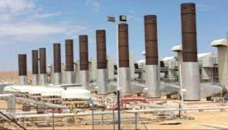 المكلا تلتهب.. 8 ساعات انقطاع للكهرباء والأهالي يحملون الخنبشي المسؤولية