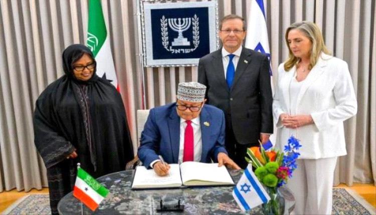 رئيس دولة صوماليا يصل تل أبيب في زيارة رسمية