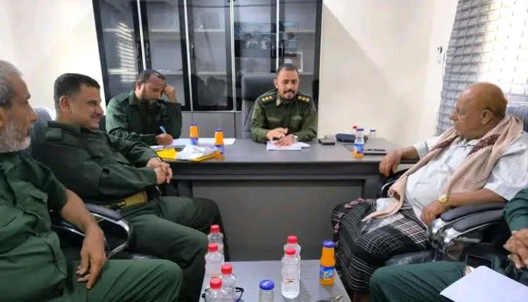 النقيب عبدالكريم الحوشبي يترأس اجتماعًا موسعًا لقيادات شرطة تبن لتقييم الأداء الأمني ومناقشة التقرير النصف السنوي لعام 2026