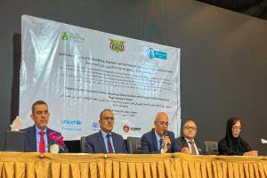 وزيرا المياه والصحة يفتتحان ورشة عمل حول تعزيز برامج المياه والإصحاح البيئي والتغذية 