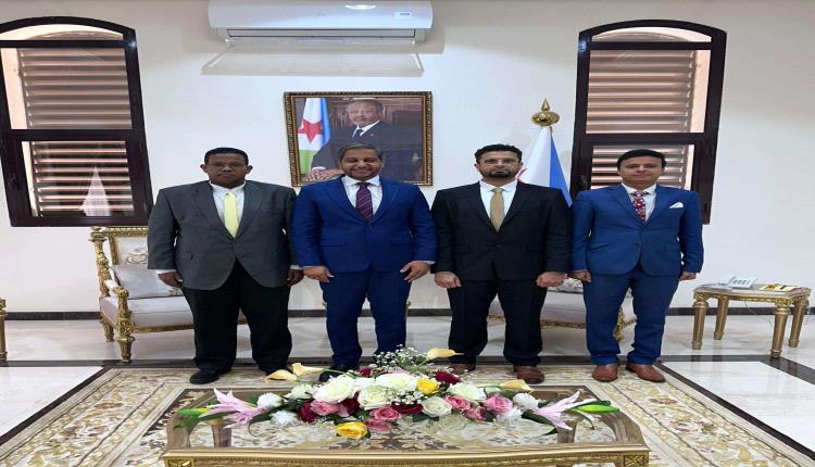 الأمانة العامة تناقش مع سفير جيبوتي تمكين الشباب وتعزيز حضورهم في مسارات السلام