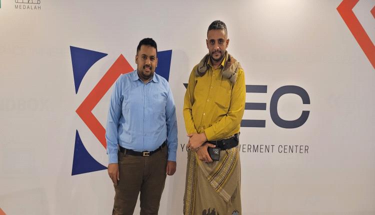 مستشار محافظ العاصمة عدن لشؤون الشباب يزور مؤسسة مظلة التنموية ويطلع على برامجها الموجهة للشباب