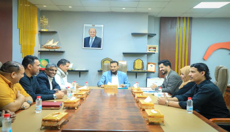 المحافظ عبد الرحمن شيخ: حريصون على دعم العمل المدني الهادف خدمة عدن وأبنائها