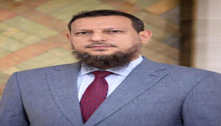 محافظ عدن عبدالرحمن شيخ: توافد الزوار الى عدن من عموم المحافظات يعكس استقرار المدينة.. وأجواء العيد تعود للواجهة