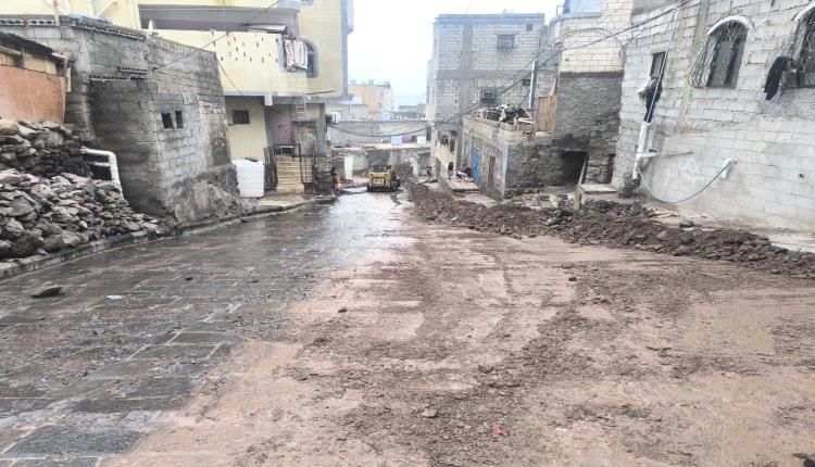 كيف تعاملت قيادة السلطة المحلية بالعاصمة عدن بقيادة المحافظ شيخ  ..