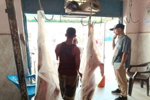 ارتفاع أسعار اللحوم في عدن مع اقتراب عيد الفطر يثير استياء المواطنين