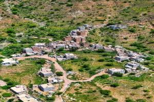 مشايخ مكتب كلد يافع ينفون بياناً مزعوماً حول المعتقل عصام هزاع ويحذرون من الزج باسمهم في بيانات مفبركة
