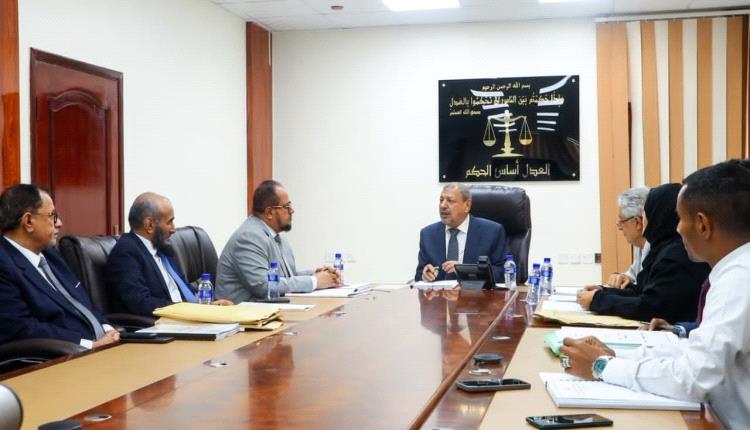 مجلس القضاء الأعلى يشيد بتقارير الأداء للمجلس والمحكمة العليا ويتخذ الإجراءات القانونية بحق عدد من القضاة