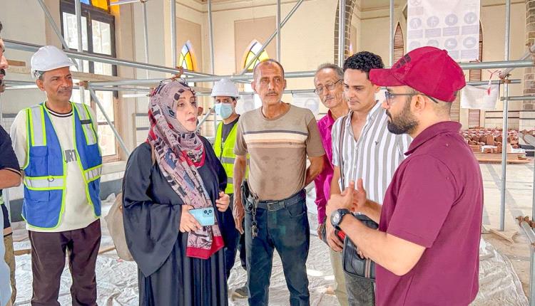 مدير مكتب الثقافة بعدن يطّلع على سير أعمال ترميم مبنى المجلس التشريعي بمديرية صيرة