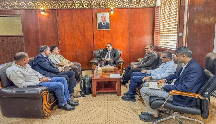 الوزير السقطري يناقش مع فريق "اليونبس" سبل تعزيز الشراكة في القطاعين الزراعي والسمكي