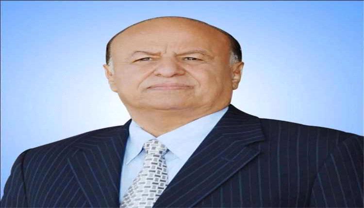 تواصل توافد جموع المعزين بوفاة الرئيس هادي الى قاعة مراسيم العزاء بمجمع عدن مول