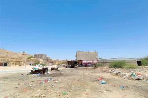 وحدة النظافة والتحسين بمديرية القطن تنفذ حملة نظافة واسعة في عدد من المواقع بالمديرية