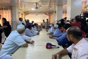 السقاف يدشن مبادرة “جبر خاطر” الإنسانية لتوزيع هدايا العيد لنزلاء دار المسنين بعدن