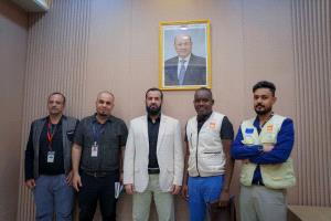 محافظ أبين يلتقي المجلس النرويجي للاجئين ويشيد بتدخلاته الإنسانية والتنموية