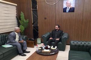 وزير الخدمة المدنية يؤكد أهمية متابعة أوضاع الموظفين وحصر المتأثرين بالظروف الراهنة