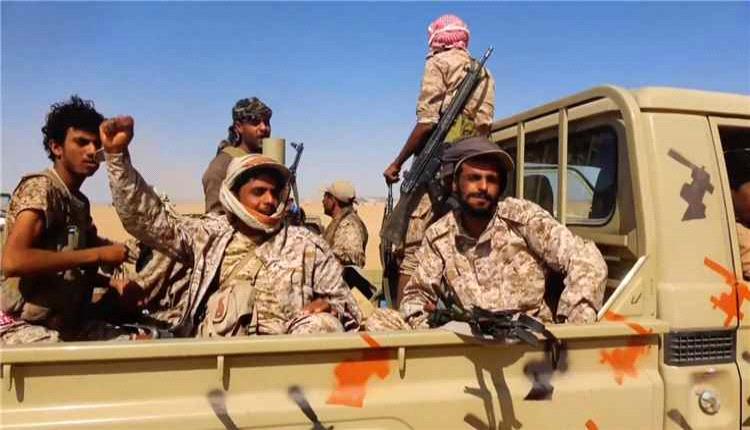 القوات المسلحة تكثف ضرباتها ضد الحوثيين في جبهات عدة