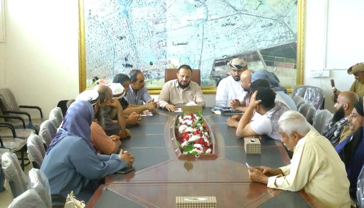 مدير عام المنصورة يجتمع مع أصحاب الملاحم لإعادة تنظيم العلاقة وتحسين مستوى النظافة