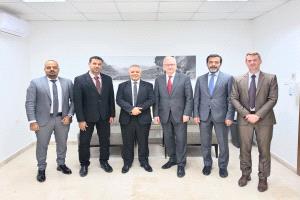 الوزير اليافعي يبحث مع السفير الألماني ومدير بنك التنمية الألماني دعم المؤسسات الوطنية وتطوير الخدمات الاجتماعية